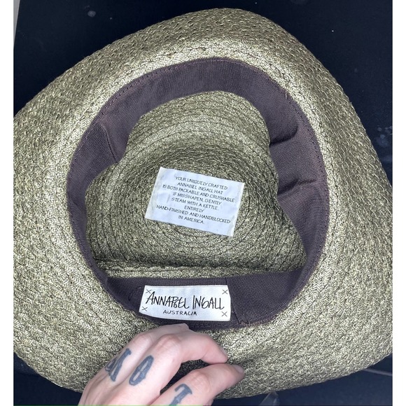 Annabel Ingall Aussie Handcrafted Hat - Picture 2 of 3